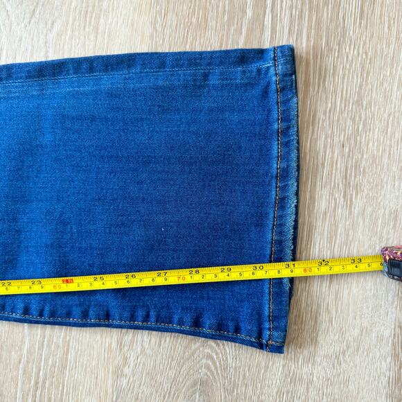 PILCRO High Rise Flare Jeans - Size 28 - Picture 6 of 8